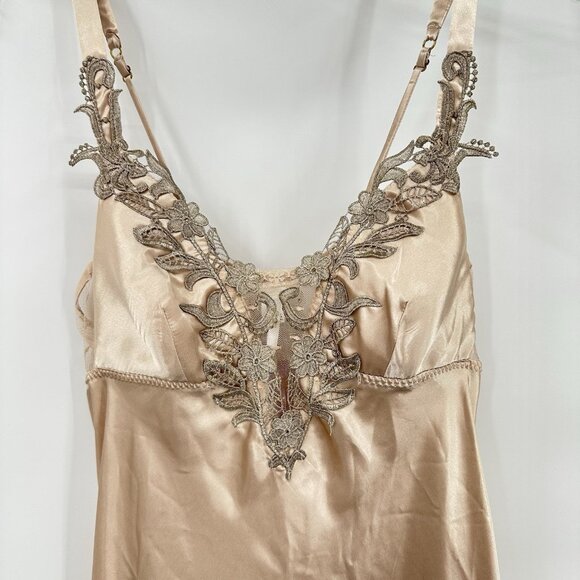 FLORA NIKROOZ slip nightie satin embroidered sleep lingerie negligee nude S - Picture 3 of 11